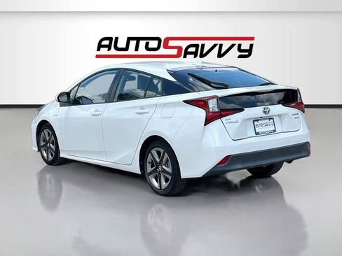 Used 2022 Toyota Prius Limited FWD image 5
