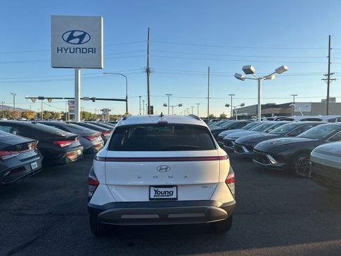 New 2026 Hyundai Kona SEL Premium image 6