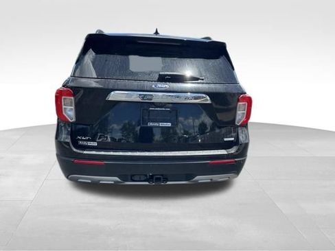 Used 2020 Ford Explorer XLT w/ Equipment Group 202A RWD image 6