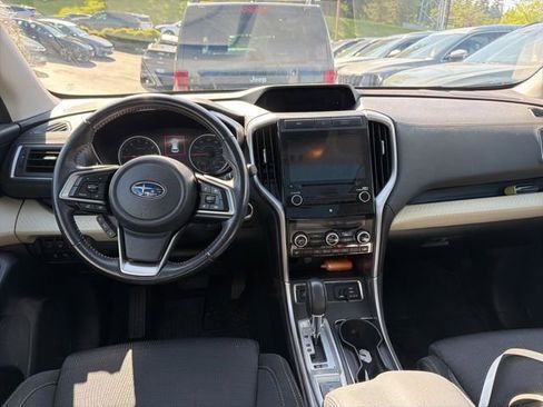 Used 2021 Subaru Ascent Premium w/ Sport Package AWD/4WD image 10