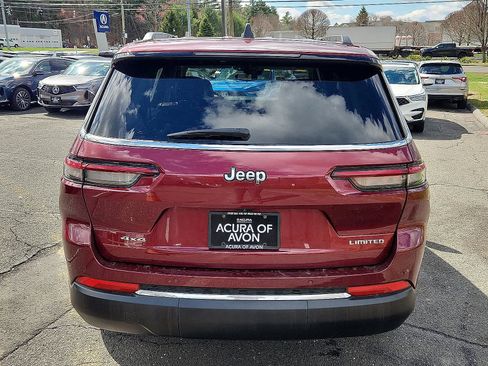 Used 2023 Jeep Grand Cherokee L Limited AWD/4WD image 6