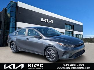 Used 2023 Kia Forte LXS video 1