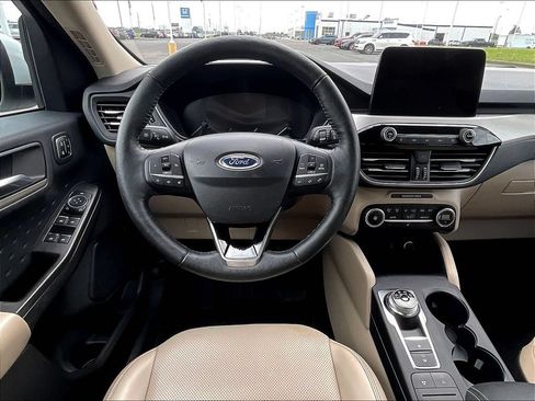Used 2020 Ford Escape SEL FWD image 10