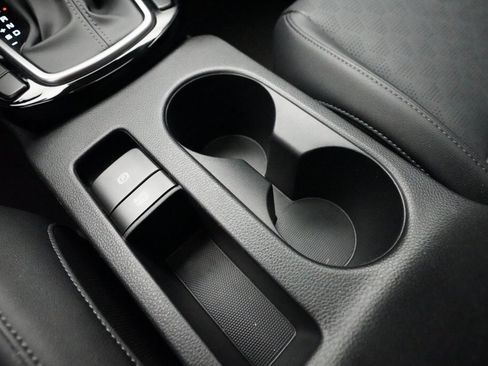 Used 2021 Kia Seltos SX w/ SX Sunroof Package image 16