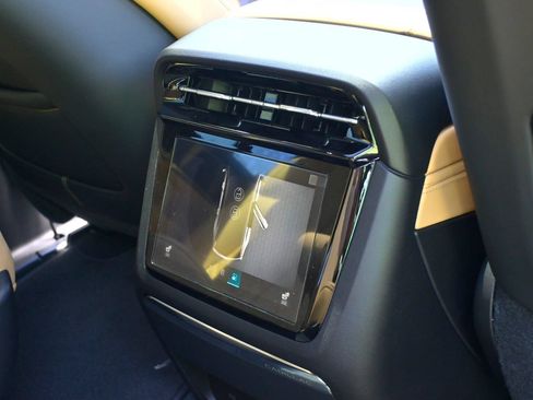 New 2025 Cadillac Escalade IQ Luxury 2 AWD/4WD image 35
