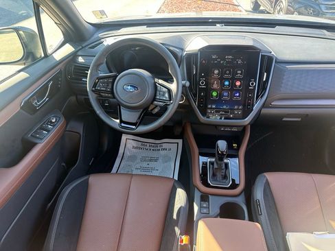 Used 2025 Subaru Forester Touring image 21