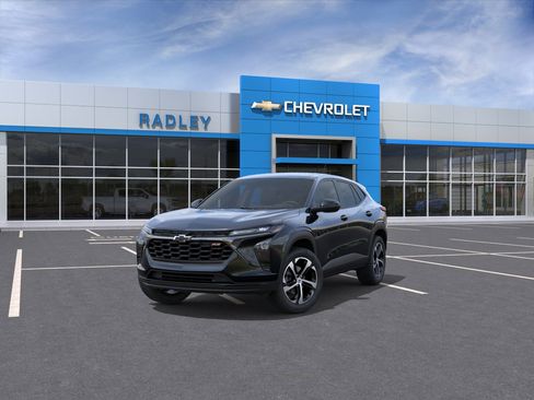 New 2026 Chevrolet Trax RS FWD image 8
