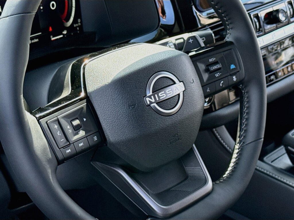 New 2026 Nissan Pathfinder SL AWD/4WD image 5