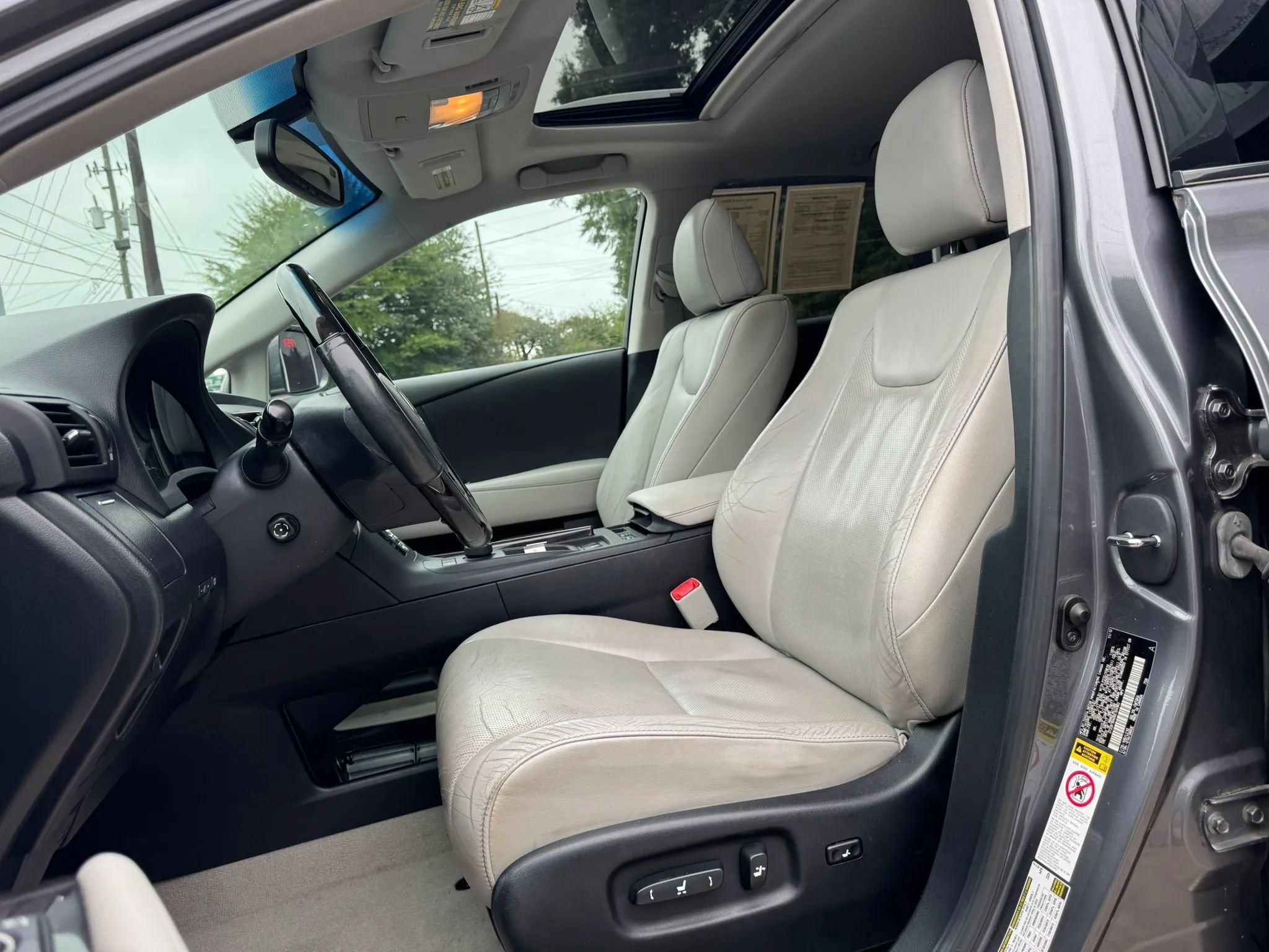 Used 2013 Lexus RX 350 FWD w/ Premium Pkg image 24