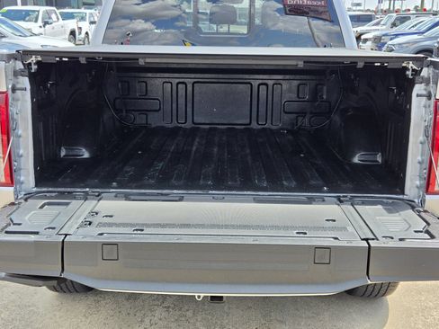 Used 2024 Ford F150 Platinum w/ Equipment Group 702A High AWD/4WD image 18