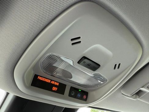 New 2025 Chevrolet Trax LT w/ Driver Confidence Package FWD image 31