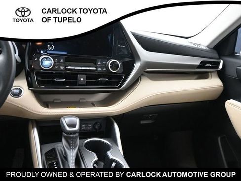 Used 2023 Toyota Highlander XLE image 27