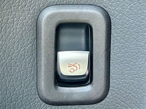 Certified 2022 Mercedes-Benz GLC 300 GLC 300 image 34