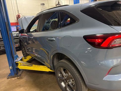 Used 2024 Ford Escape ST-Line w/ Tech Pack #1 image 2