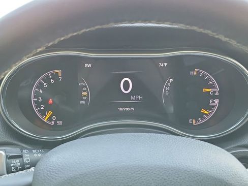 Used 2017 Jeep Grand Cherokee Limited image 21