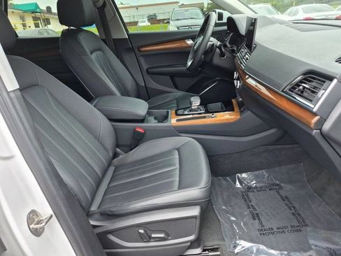Used 2023 Audi Q5 2.0T Premium w/ Convenience Package AWD/4WD image 23