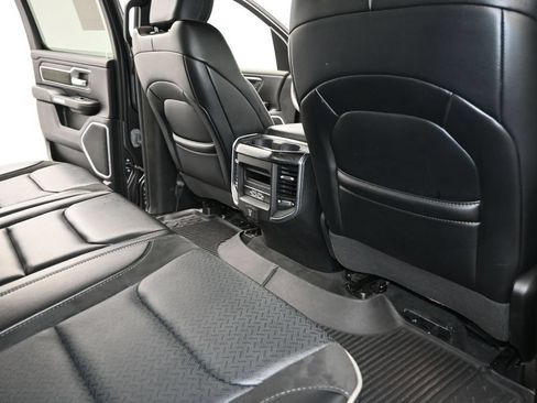 Used 2023 RAM 1500 Laramie AWD/4WD image 16