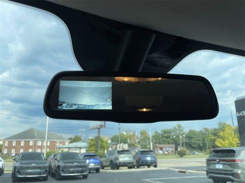 Used 2020 Dodge Journey SE w/ SE Popular Equipment Group image 12