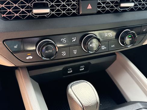 Used 2024 Honda Accord EX image 17
