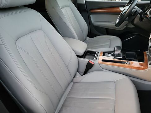 Used 2022 Audi Q5 2.0T Premium Plus w/ Premium Plus Package image 18