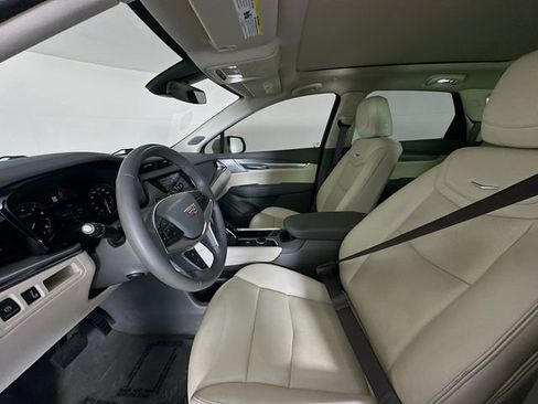 Used 2024 Cadillac XT5 Premium Luxury FWD image 21