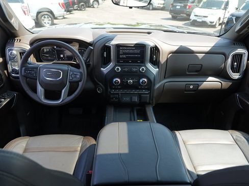 Used 2023 GMC Sierra 3500 Denali w/ Denali Ultimate Package AWD/4WD image 26