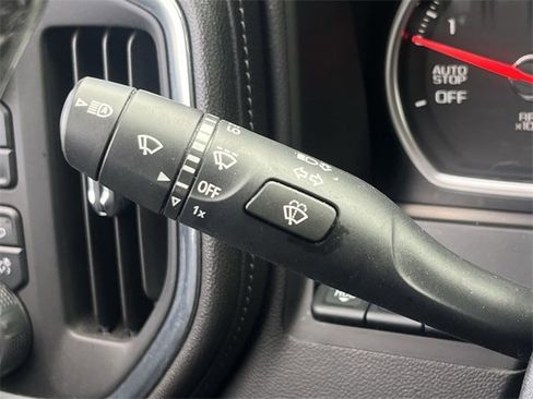 Used 2020 Chevrolet Silverado 1500 LTZ image 23