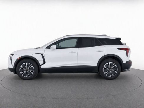 Used 2024 Chevrolet Blazer EV LT AWD/4WD image 3