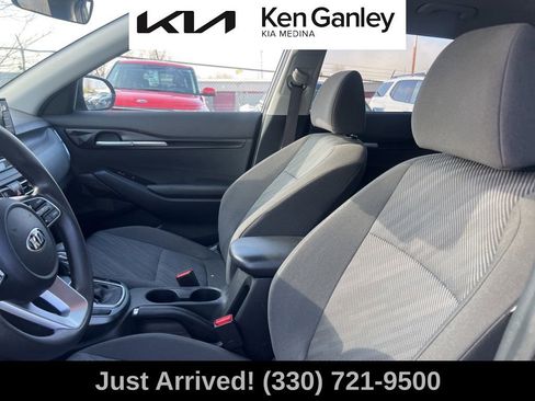 Certified 2021 Kia Seltos LX image 11