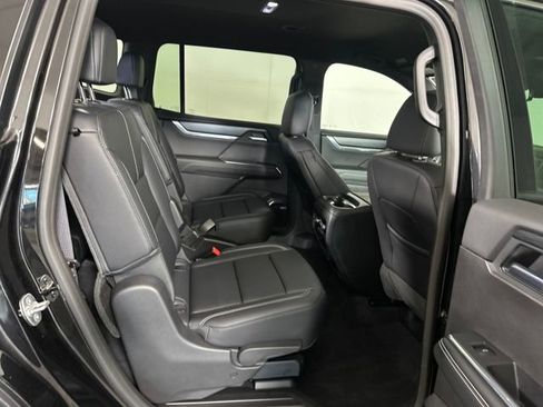 New 2025 GMC Acadia Elevation w/ Elevation Premium Package image 27