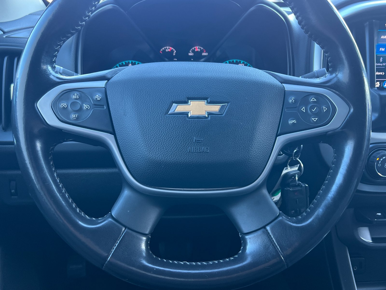Used 2021 Chevrolet Colorado LT w/ Safety Package RWD image 21