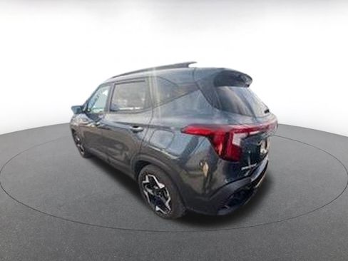 Used 2025 Kia Seltos S image 7