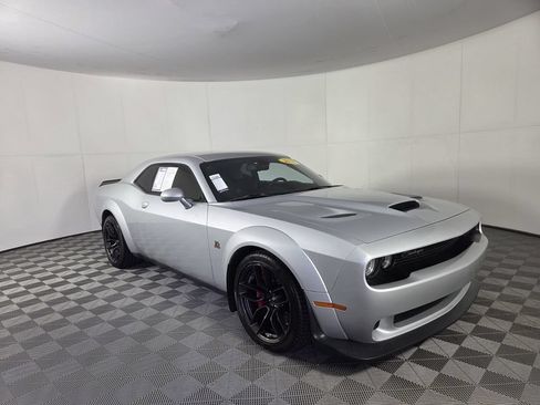 Used 2021 Dodge Challenger R/T Scat Pack RWD image 2