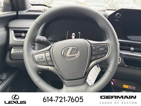 New 2026 Lexus UX 300h AWD image 17
