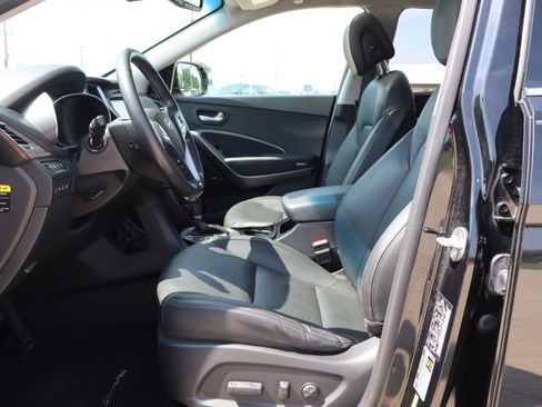 Used 2018 Hyundai Santa Fe Limited FWD image 9