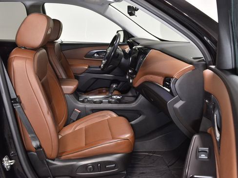 Used 2019 Chevrolet Traverse High Country w/ LPO, Floor Liner Package image 31