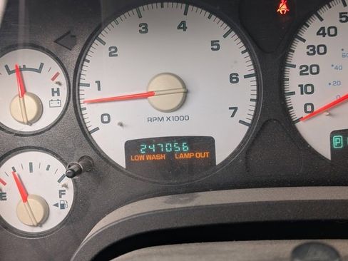 Used 2004 Dodge Ram 2500 Truck SLT w/ Off-Road Group image 11