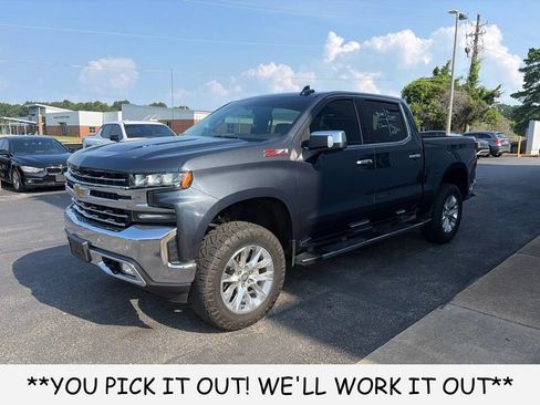Used 2021 Chevrolet Silverado 1500 LTZ w/ Z71 Off-Road Package AWD/4WD image 3