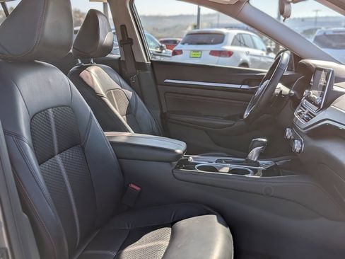 Used 2023 Nissan Altima 2.5 SR image 20