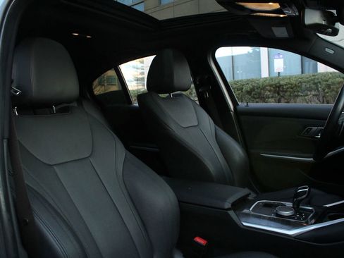 Used 2020 BMW 330i xDrive Sedan w/ Convenience Package AWD/4WD image 24