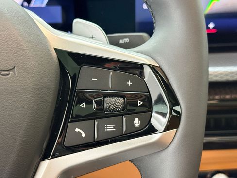 Certified 2025 BMW 330i Sedan RWD image 35
