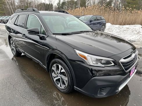 Used 2020 Subaru Outback Limited image 7