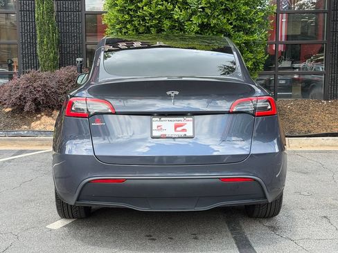 Used 2022 Tesla Model Y Long Range AWD/4WD image 13