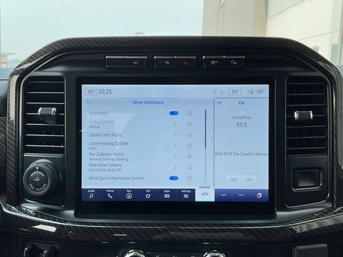 Used 2022 Ford F150 Lariat w/ Equipment Group 502A High image 16