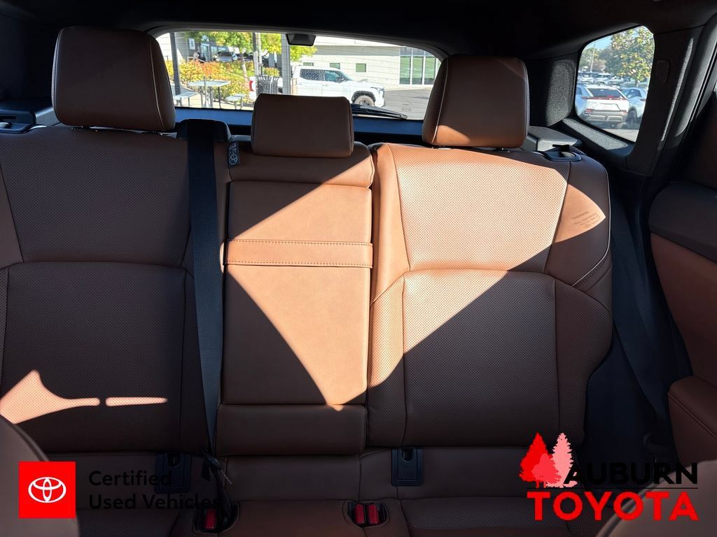 Certified 2025 Toyota Crown Signia w/ Advanced Technology Package AWD/4WD image 23