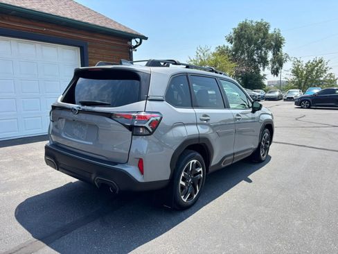 Used 2025 Subaru Forester Limited w/ Popular Package #2 AWD/4WD image 7