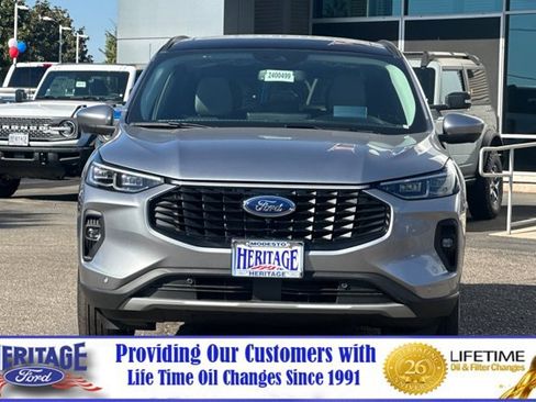 New 2024 Ford Escape SE w/ PHEV Premium Package image 6