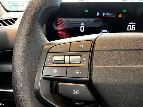 Used 2025 Kia K4 LXS image 22