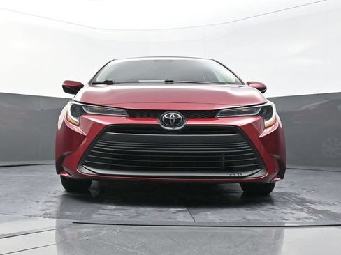 Used 2024 Toyota Corolla LE FWD image 32