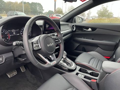 Used 2024 Kia Forte GT w/ GT2 Package image 9